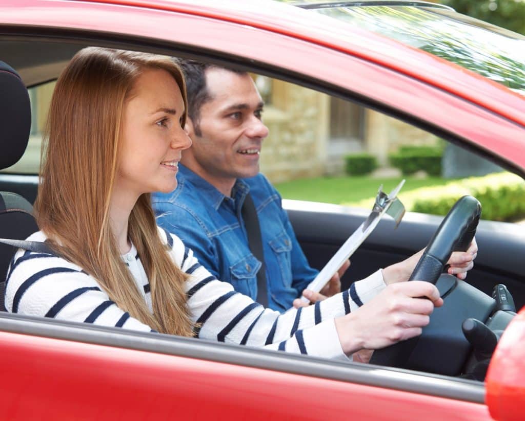 How to Choose the Best Driving Instructor